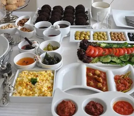 Apeas Hotel *
